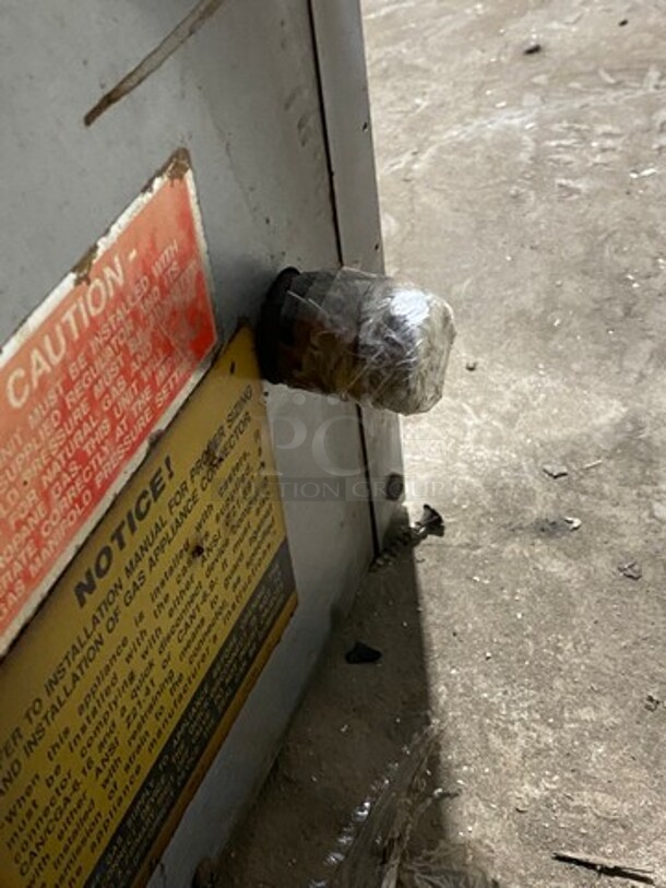 MagiKitch'n Commercial Countertop Natural Gas Powered Char Broiler Grill! With Back And Side Splashes! All Stainless Steel! - Image 7 of 7