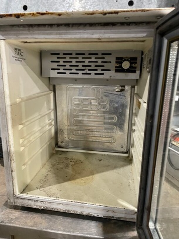 Cold Masters Counter Top Reach In Cooler! Model CT200! 115V 1 Phase! - Image 5 of 7
