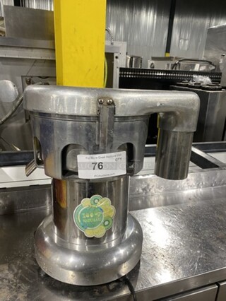 L & J ounter Top Juicer Machine! Model WFA2000! 110V 1Phase!