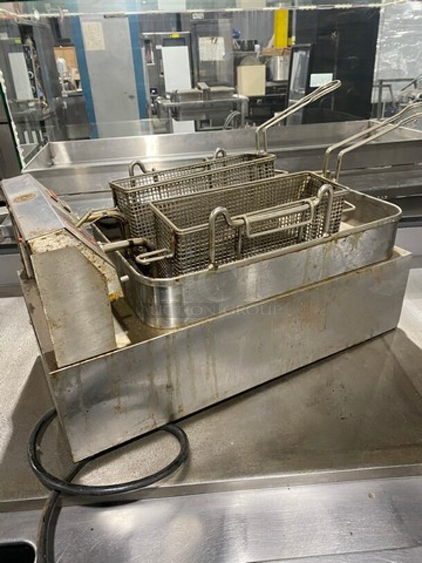 Star Max Countertop 15lb Single Pot Electric Powered Deep Fryer! All Stainless Steel! Model 515ED Serial 5ED00457! 208/240V! - Image 4 of 11