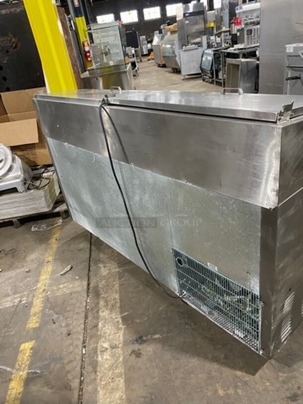 Leader Commercial Refrigerated Pizza Prep Table! With 3 Door Storage Space Underneath! All Stainless Steel! Model: ESPT72SC SN: NP08C2296 115V 60HZ 1 Phase - Image 4 of 10