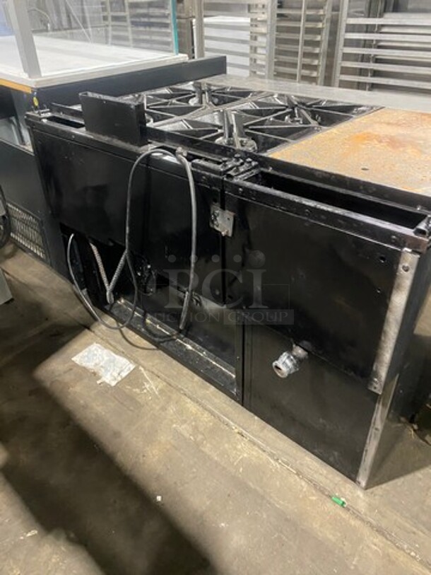 WOW! Southbend Commercial Natural Gas Powered 4 Burner Stove With Left Side French Top/ Hot Plate Combo! With Oven Underneath! With Small Single Door Storage Space! All Stainless Steel! - Image 3 of 12