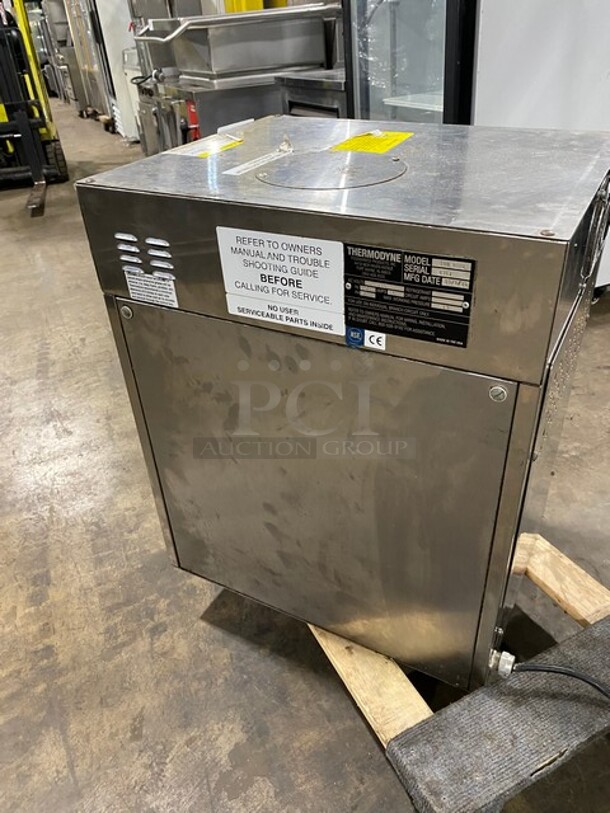 Thermodyne Countertop Slow Cook And Hold Oven! MODEL 300NDNL SN: 4361 120V 1PH - Image 4 of 10