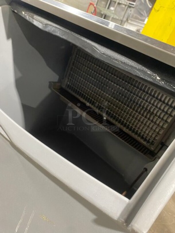 Ice-O-Matic Commercial Undercounter Ice Maker Machine! Model: ICEU150HA5 SN: 15091280012346 115V 1 Phase - Image 5 of 7