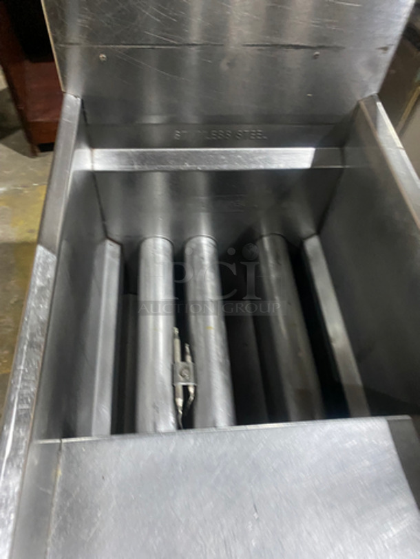 America Range Commercial Natural Gas Powered Deep Fat Fryer! With Backsplash! All Stainless Steel! On Legs! - Image 6 of 8