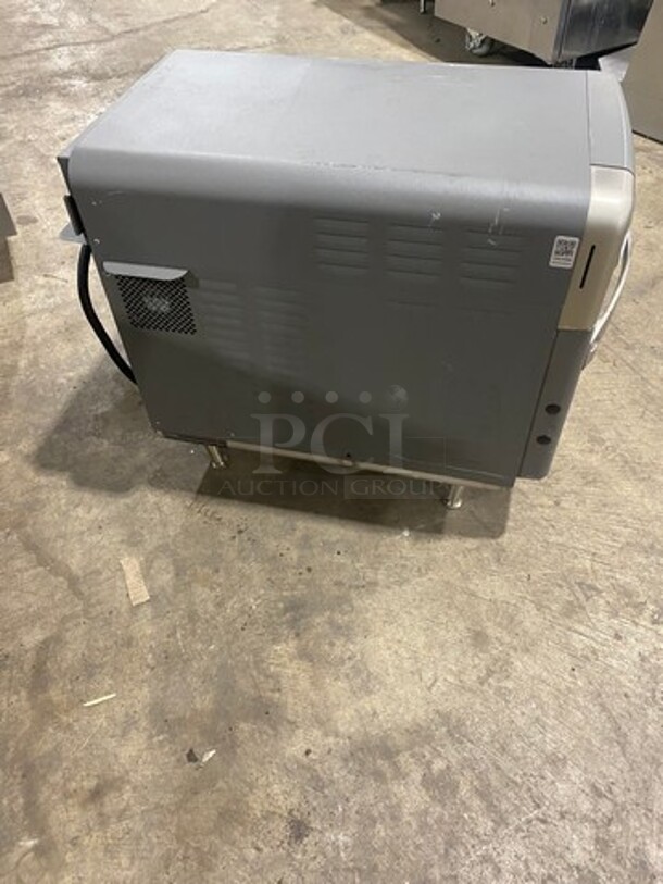 LATE MODEL! 2020 Turbo Chef Commercial Countertop Rapid Cook Oven! On Small Legs! Model: NGO SN: NGOD52018 208/240V 60HZ 1 Phase - Image 2 of 8