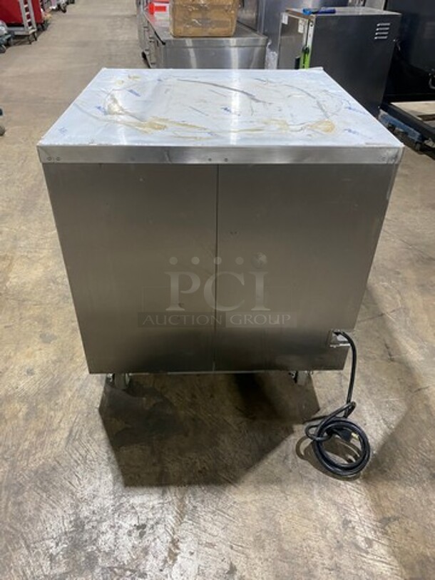 Fabulous Barely Used 2018 fWE Under The Counter Food Warming/Holding Cabinet! All Stainless Steel! Working When Removed! MODEL MTU4 SN:185603101 120V  - Image 4 of 8