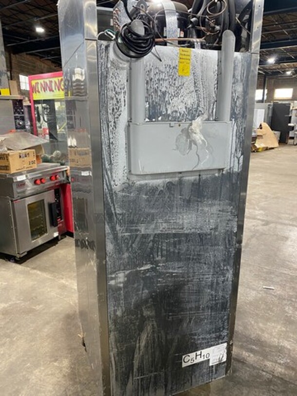 LATE MODEL! 2017 Atosa Commercial Single Door Reach-In Freezer! With Poly Coated Racks! Solid Stainless Steel! On Casters! Model: MBF8001 SN: MBF8001AUS100317110800C40024 115V 60HZ 1 Phase - Image 3 of 11