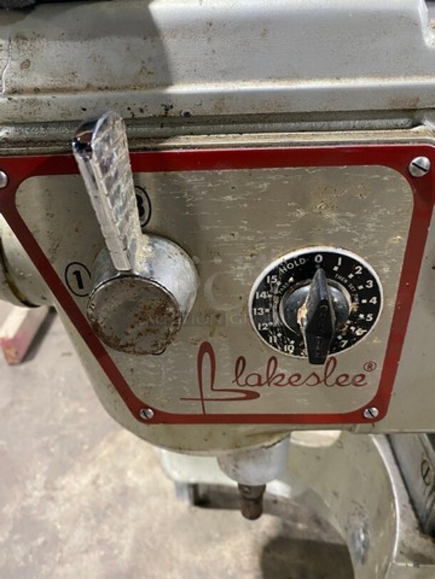 Blakeslee Commercial 12QT Planetary Mixer! Model: B12 SN: A9019296 115V 60HZ 1 Phase - Image 5 of 8