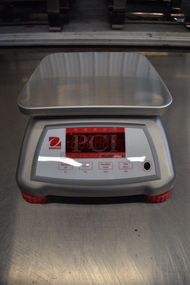 BRAND NEW IN BOX! Ohaus Model V22XWE3T Metal Commercial Countertop Food Portioning Scale. 9.5x11x5
