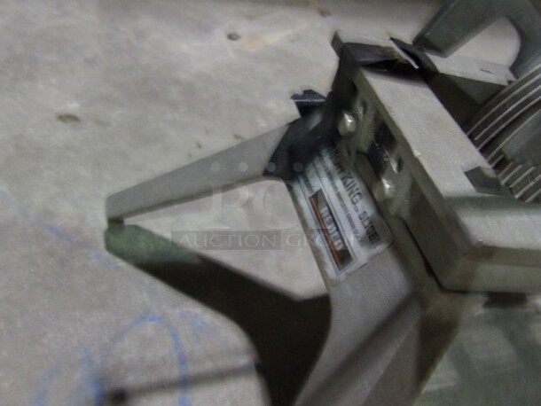 Onion King Slicer, Needs Bolts in Two Spots and One Broken Leg - Image 3 of 4