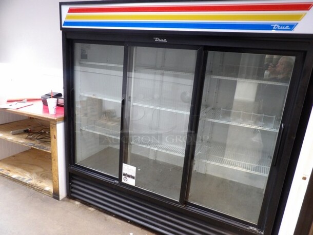 Beautiful! Scratch and Dent! True Glass Door Merchandiser: Slide Door Refrigerator with LED Lighting
Model: GDM-69-HC-LD
78-1/8 x 28-5/8 x 78-5/8
635lbs