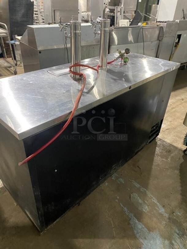 True Commercial Refrigerated Dual Tower Kegerator! With 2 Door Storage Space Underneath! Model: TDD3 SN: 7972713 115V 60HZ 1 Phase - Image 3 of 12