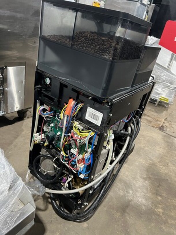 Franke Commercial Counter Top Coffee Maker Machine! With Digital Controls! On Small Legs! Model fcs4050 Sn:3400000082143 200-220V  - Image 4 of 10
