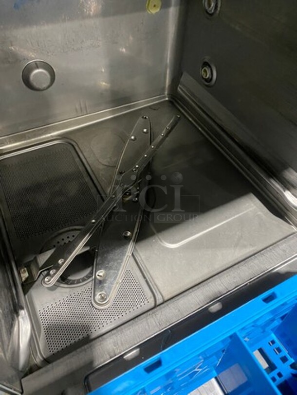 Hobart New Body Style Under The Counter Dishwasher! All Stainless Steel! Model: LXEC SN: 231201989 120V 60HZ 1 Phase - Image 6 of 9