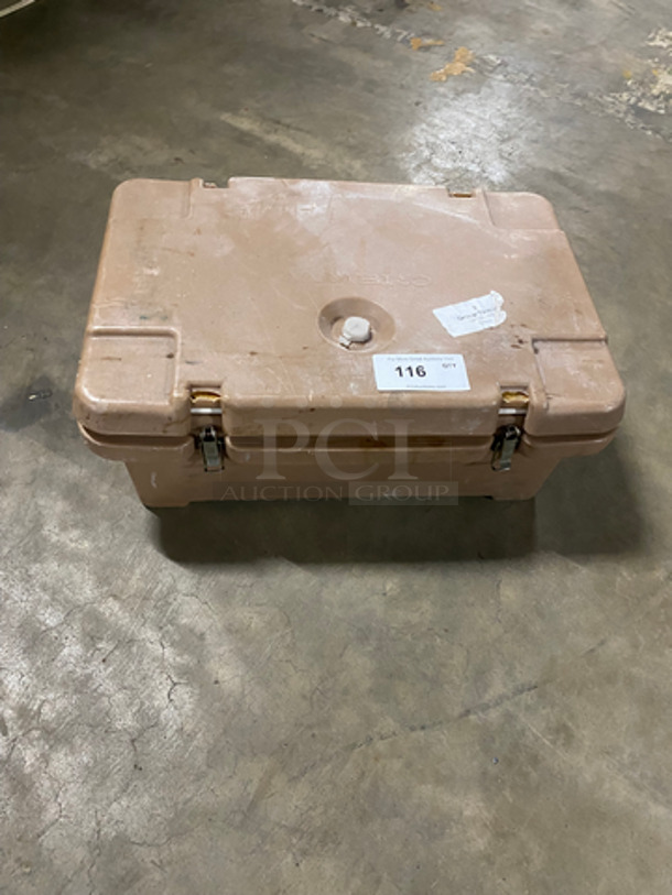Cambro Insulated Food Pan Carrier! With Lid! - Image 1 of 5