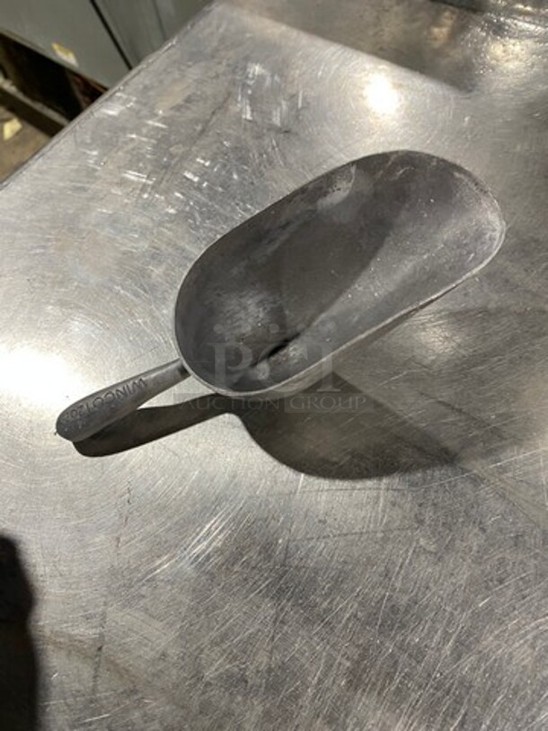 ALL ONE MONEY! MISCELLANEOUS! Includes Ice Scoop, Tongs, And More! - Image 3 of 4