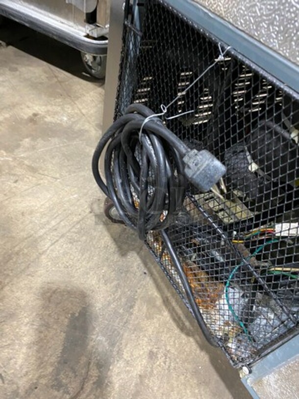 Maxx Cold Commercial Refrigerated Pizza Prep Table! With Single Door Storage Space! All Stainless Steel! On Casters! Model: MXCPP50 SN: 6023925 115V 60HZ 1 Phase - Image 9 of 9