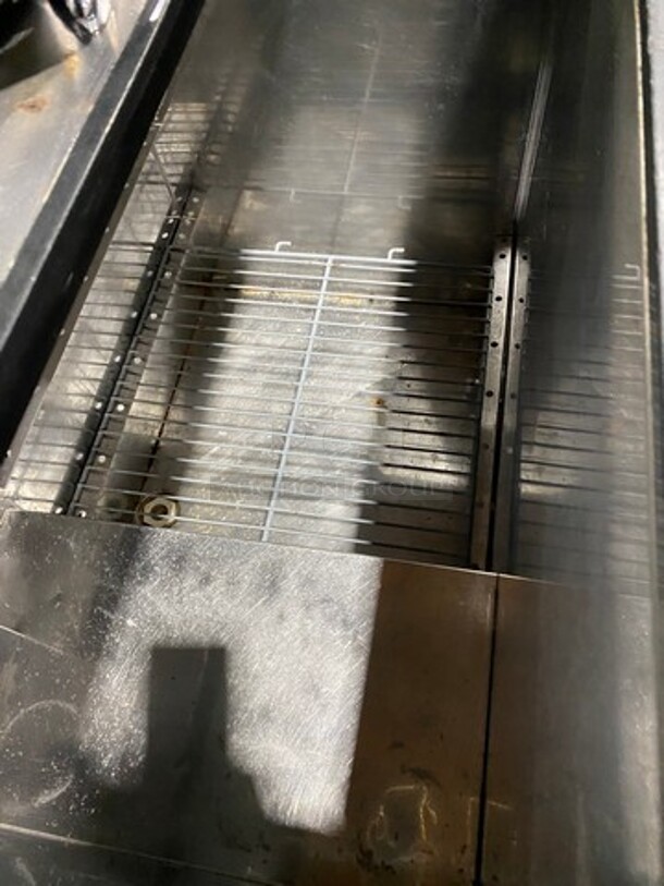 Perlick Commercial Under The Counter Beer Bottle Cooler! With Single Sliding Stainless Steel Top Door! Model: BC36 SN: 656585 115V 60HZ 1 Phase - Image 5 of 8