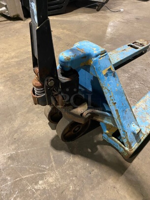 Heavy Duty Commercial Pallet Jack! - Image 5 of 6