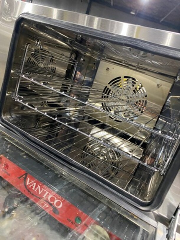 NICE! Late Model! AVANTCO Commercial 1/4 Size Convection Oven! Item 177CO14 120V - Image 6 of 8