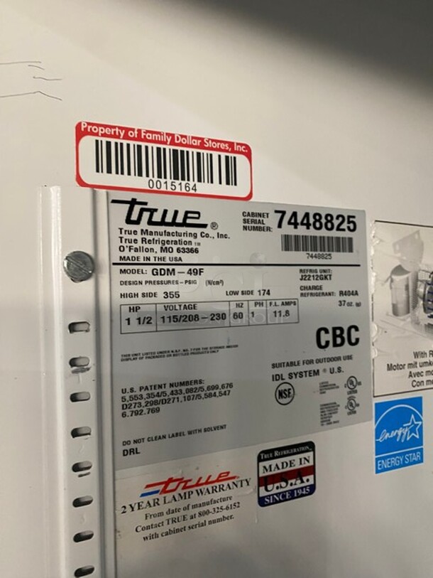 True Commercial Double Glass Door Reach In Freezer/Merchandiser! With Poly Coated Racks! On Casters! 115/208-230V 1 Phase! Model: GDM-49F SN: 7448825! - Image 8 of 9
