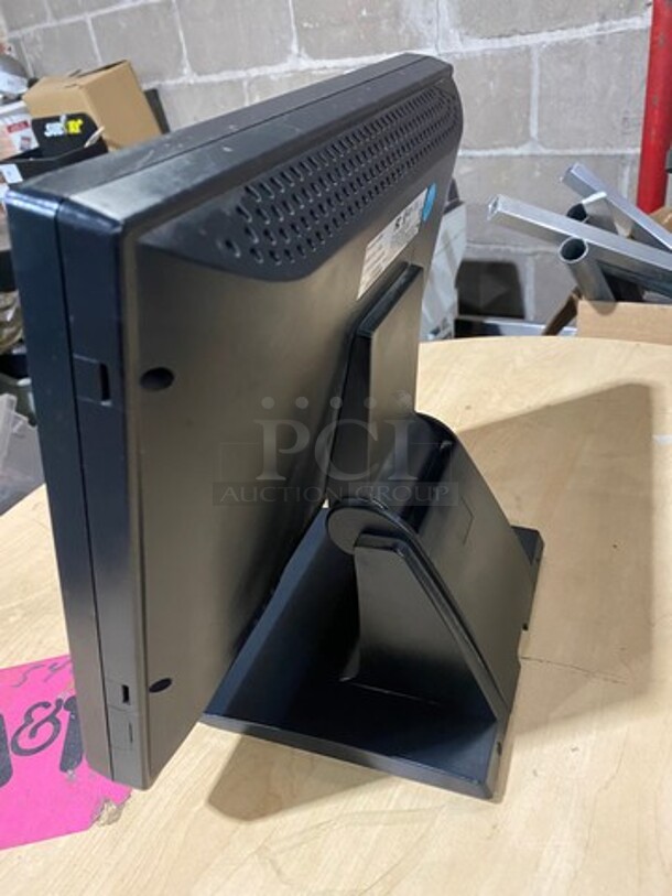 Champ POS Commercial Countertop POS System! Model: LP15R12 SN: CLB04666R - Image 3 of 8