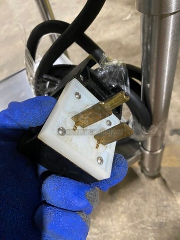 Eagle Commercial Electric Powered 5 Well Steam Table! With Storage Space Underneath! All Stainless Steel! On Casters! Model: YSPHT5 SN: 2008990274 208V 60HZ 1 Phase - Image 10 of 10