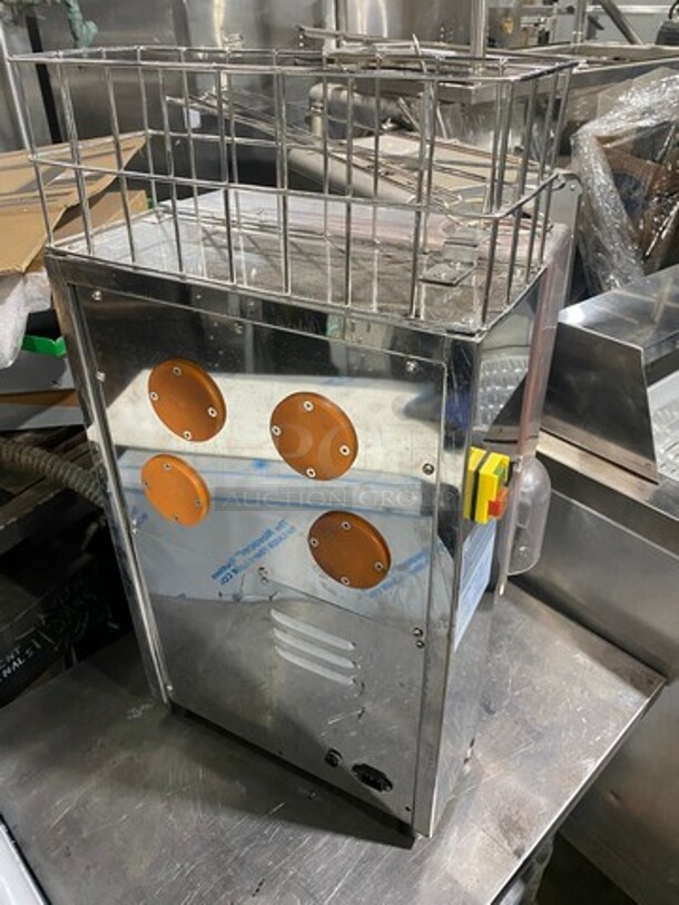 2018 Commercial Countertop Automatic Orange Juicer! All Stainless Steel! Model: 2000E-2X SN: 201802066 110V - Image 3 of 8