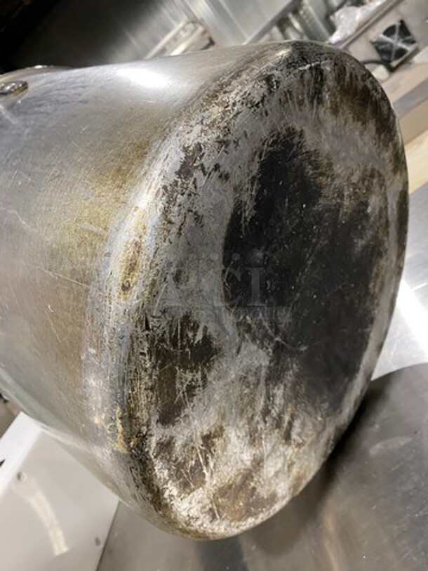 Metal Stock Pot! With Side Handles! - Image 4 of 5