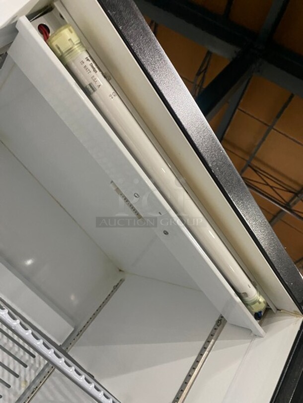 Frigoglass Commercial Single Door Reach In Cooler Merchandiser! With View Through Door! Poly Coated Racks! Model: MC300V2GB SN: 1611S36163! 120V 60HZ 1 Phase! - Image 6 of 8