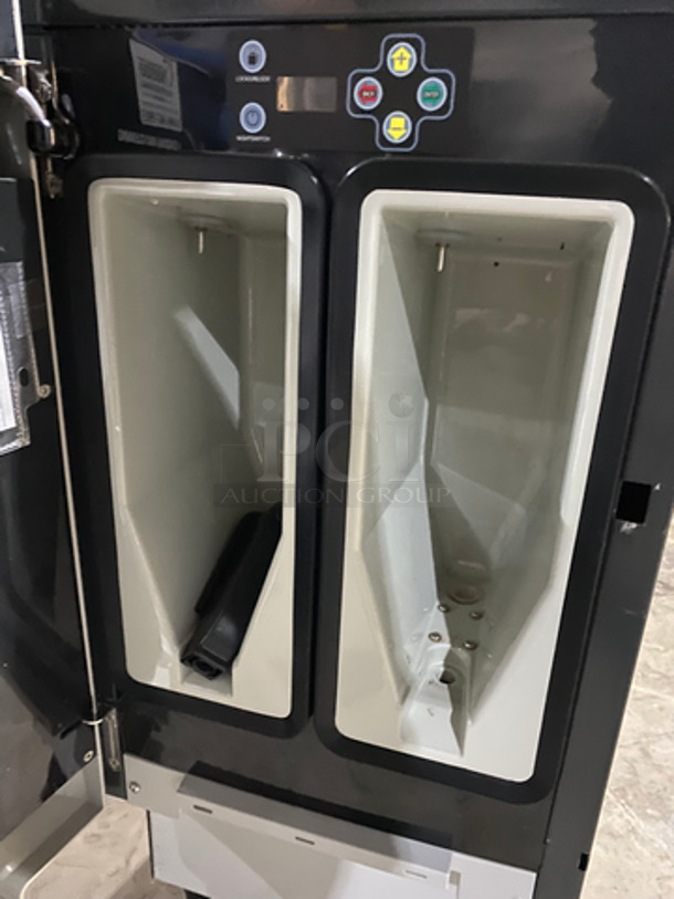 Nescafe Hot Beverage Dispenser Machine! Model: VCAFE SN: 1101036 110/230V 60HZ 1 Phase - Image 5 of 8