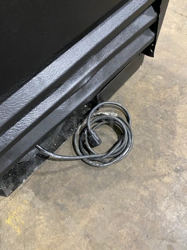 True Commercial Under The Counter Bottle Cooler! With Single Stainless Steel Sliding Top Door! Model TD-24-07 Serial 14037637! 115V 1Phase! - Image 7 of 7