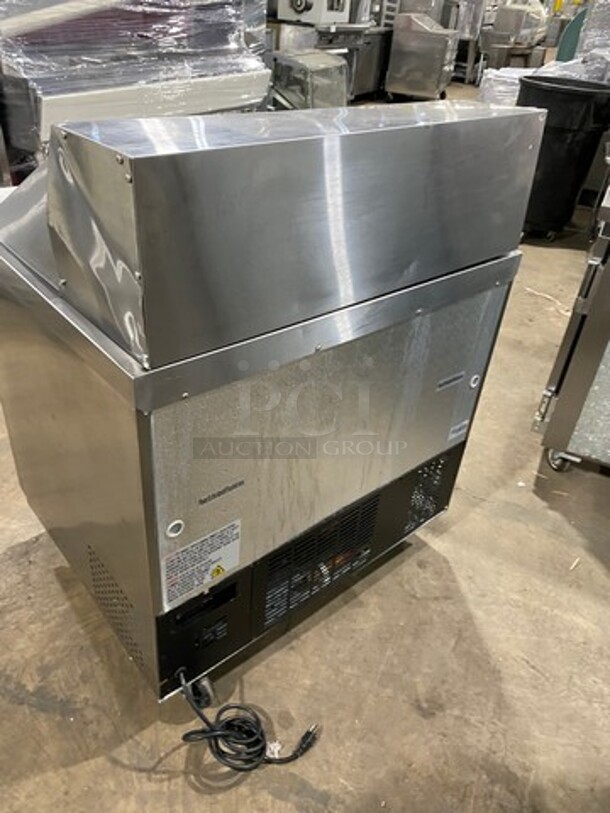 Universal Coolers Commercial Refrigerated Sandwich Prep Table! With 2 Door Storage Space Underneath! With Poly Coated Rack! All Stainless Steel! On Casters! Model: SC36BMI SN: 6733424419111105 115V - Image 4 of 10