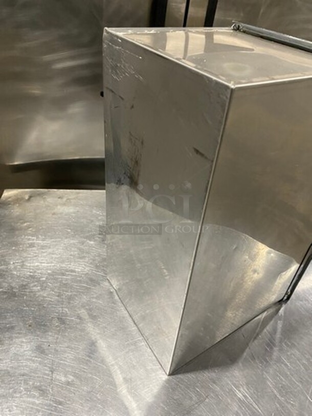 Commercial Countertop Coffee Bean Holder/ Dispenser! Stainless Steel Body! - Image 4 of 6