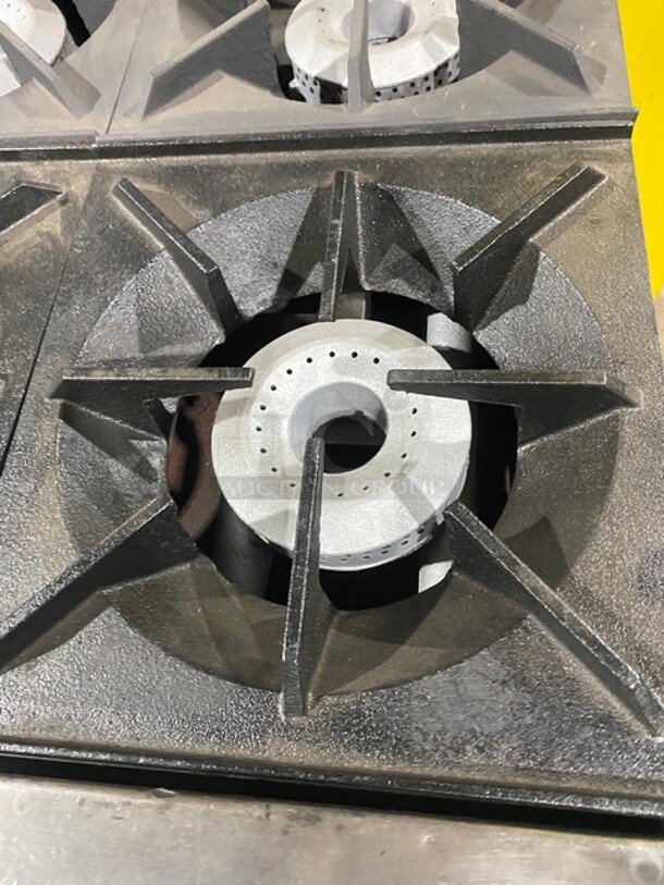 Nice! 2016 Therma Tek Natural Gas Powered 6 Burner Range! With Full Size Oven Underneath! With Raised Back Splash! All Stainless Steel! On Legs! Working When Removed! - Image 6 of 8