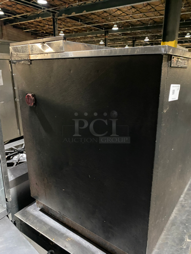 True Commercial 2 Door Beer Bottle Cooler! With Stainless Steel Top! Model: TD6524 SN: 6598300 115V 60HZ 1 Phase - Image 2 of 9