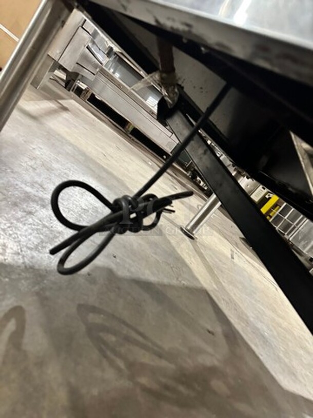 Cleveland Tilt Skillet/Braising Pan! All Stainless Steel! On Legs! - Image 7 of 9
