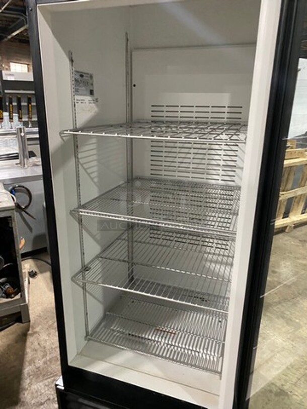 Carrier Commercial Single Door Reach In Refrigerator Merchandiser! With View Through Door! With Poly Coated Racks! Model: MC750 SN: 2207X75727 120V 60HZ 1 Phase - Image 5 of 7