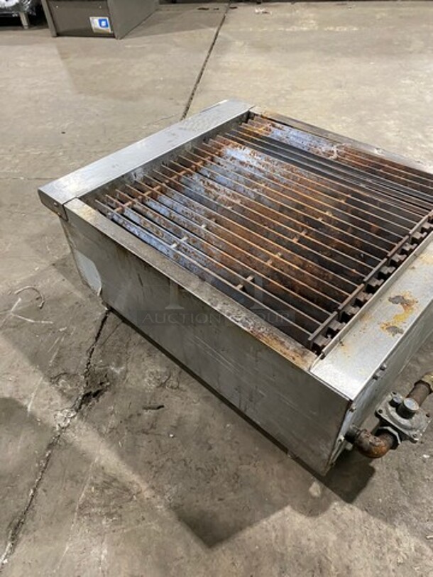 Radiance Commercial Countertop Gas Powered Char Broiler Grill! All Stainless Steel! On Legs! - Image 4 of 7