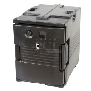 BRAND NEW! Cambro CAM6000 47620 Ultra Pan Carrier® Black Front Loading Insulated Electric (110V, degrees F) Food Pan Carrier - 6 Full-Size Pan Max Capacity. Tested and Working!