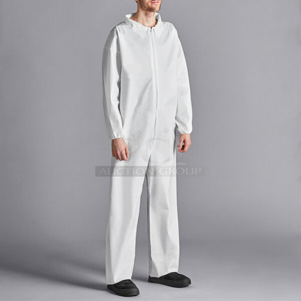 BRAND NEW SCRATCH AND DENT! Lavex 167MS002MCXL White 53 GSM Heavy Weight Microporous Polypropylene Zipper Front Long Sleeve Coveralls with Elastic Wrists and Ankles - XL - 25/Case - Image 1 of 3