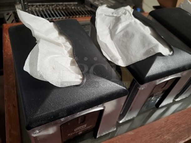 Tork Xpressnap|Napkin Dispenser.  - Image 2 of 3