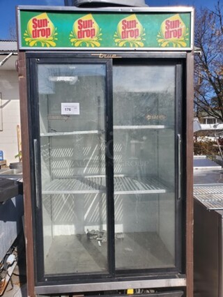 TRUE 2 Glass Sliding Door Merchandiser (Signs of wear) 40X29X78