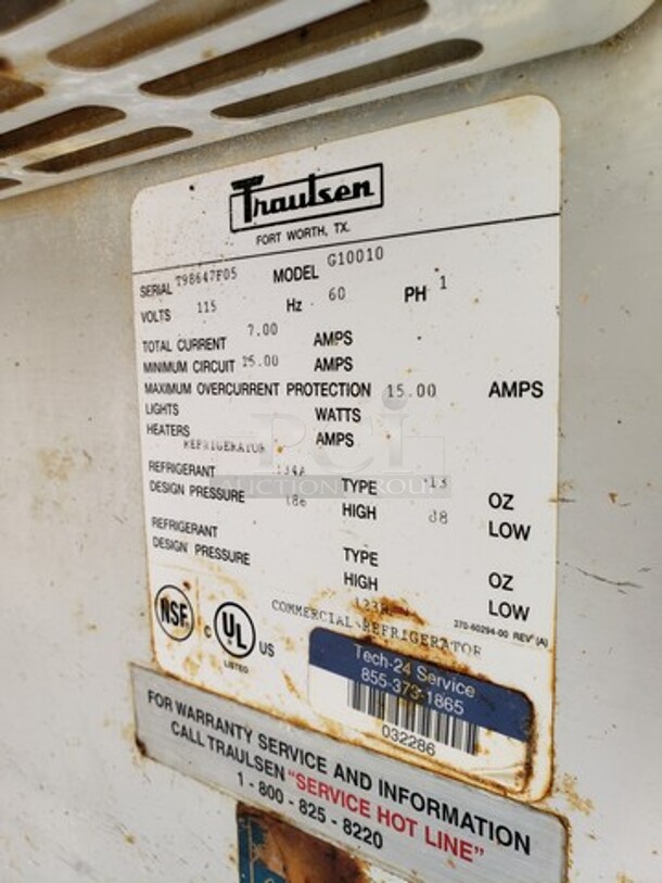 Traulsen G10010 One Section Reach In Refrigerator. Does not work! Sold as is! - Image 4 of 5