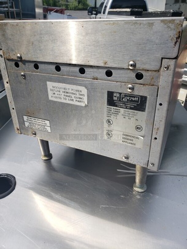 APW Wyott SEHP-208-2 12" Hotplate, Countertop, Electric, 2 Burner. Missing one knob. - Image 3 of 4