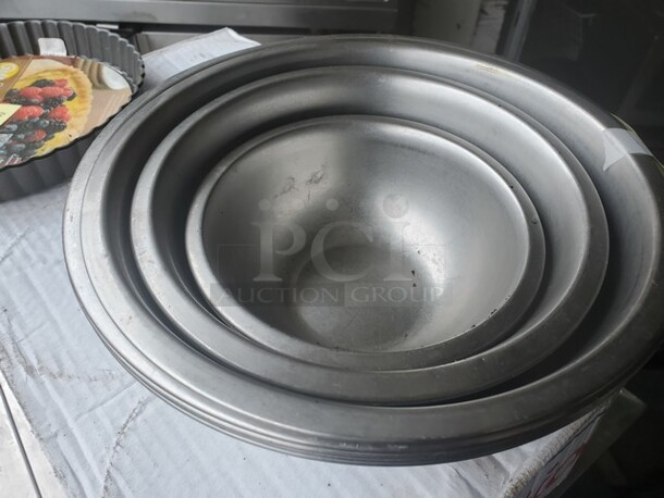Commercial Mixing Bowl BIDX9 - Image 2 of 3