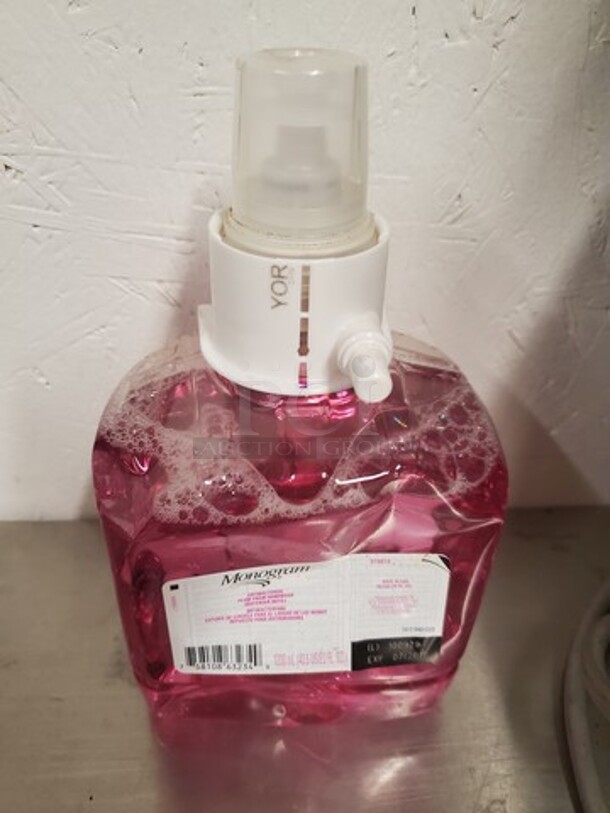Foam Handwash Dispenser refill  - Image 4 of 4