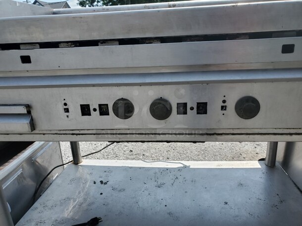 Natural Gas Griddle (Missing tag) 48X33X36 - Image 6 of 9
