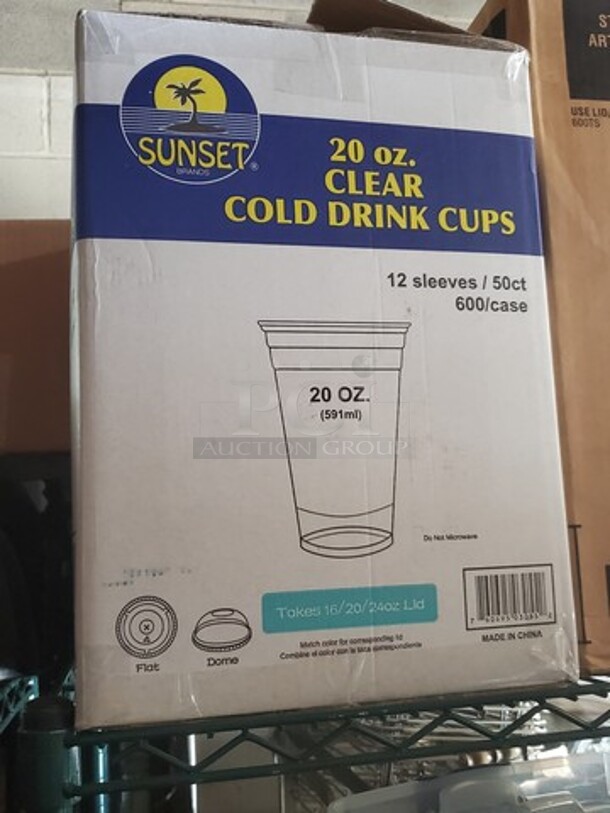 20oz Clear plastic cups - Image 1 of 2